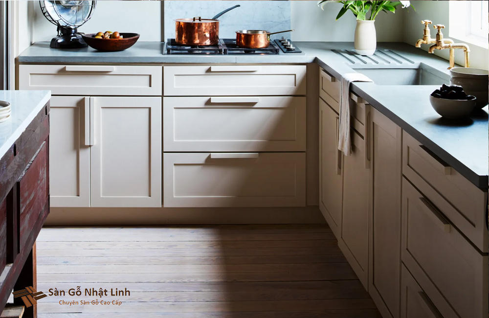 Sử dụng và bảo quản tủ bếp đúng cách sẽ kéo dài tuổi thọ và giữ cho căn bếp luôn sạch đẹp.